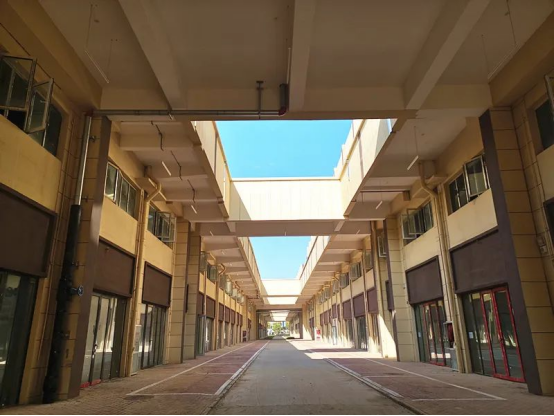 鄭州華南城盛大交付 中部規(guī)模較大建材家居專業(yè)市場集群形成(1)(1)746