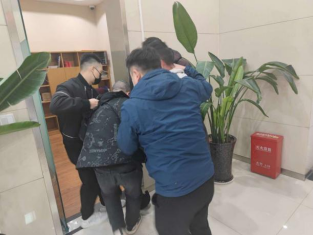 光大銀行鄭州航空港區支行成功配合公安機關抓捕4名涉詐嫌疑人292