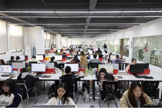 從夫妻店到員工800人,傳統(tǒng)家紡企業(yè)如何在抖音電商乘風(fēng)破浪1265