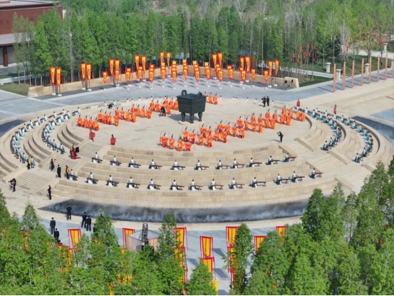 (配圖)尋根拜祖后,他們來阿五品新豫菜解鄉愁154
