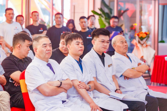 “男性健康新理念”引領多極化健康管理新潮流756