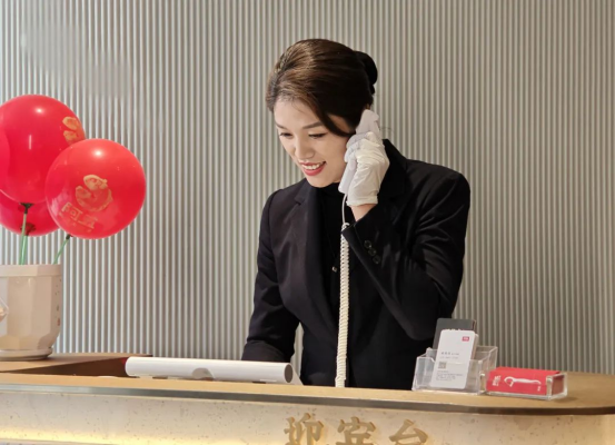 向上生長 她在客戶服務(wù)中找到“人生價值”(配圖)129
