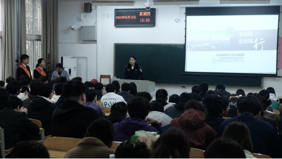1_1_保障金融權益 助力美好生活 315招商銀行鄭州分行進校園主題活動789