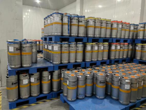 失眠企鵝再投3萬支不銹鋼桶,硬核托舉300+門店500