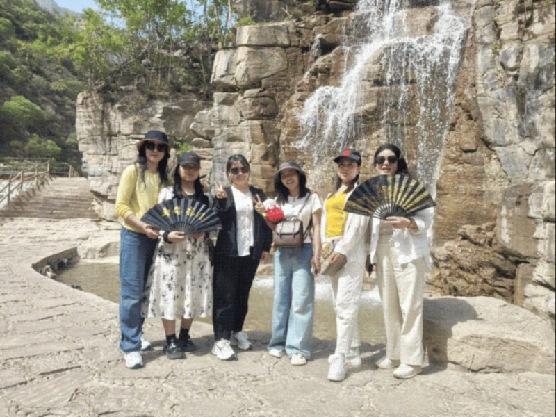 奔赴山野,向幸福出發!阿五人的度假旅游有多快樂2112
