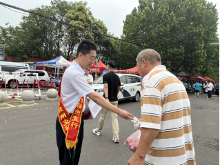 工行河南省分行暖心服務高考 托舉莘莘學子夢想之光-定稿(1)538
